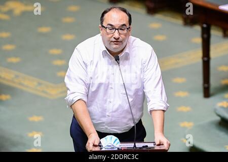 PS' Ahmed Laaouej photographié lors d'une séance plénière de la Chambre au Parlement fédéral à Bruxelles, le jeudi 26 novembre 2020. BELGA PHOTO LAURI Banque D'Images