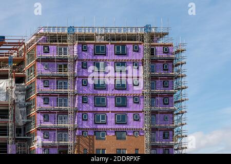 Échafaudage sur un bâtiment, chantier de construction - Liverpool, Royaume-Uni Banque D'Images