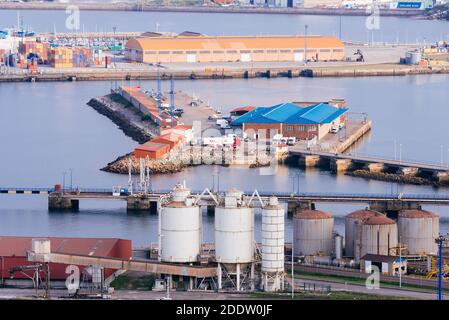 El Musel est un port maritime situé dans le nord de l'Espagne dans les Asturies, et au point central de la côte de la mer Cantabrique. Gijón, Principauté des Asturies, Banque D'Images