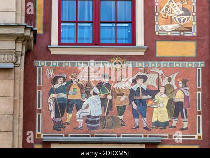 Gdansk, Pologne - 6 septembre 2020 : les façades des maisons patriciennes restaurées de Gdańsk dans le long marché Banque D'Images