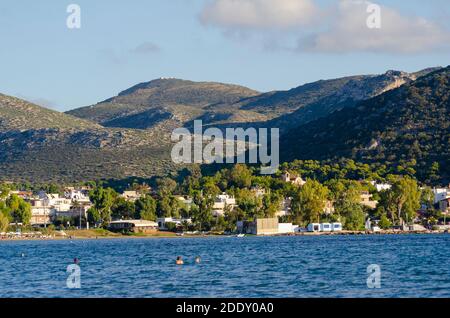Vue générale de Palaia Fochaia sur la Côte d'Azur athénienne en Grèce Attique - photo: Geopix Banque D'Images