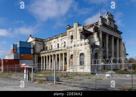 En attente de démolition à la suite du tremblement de terre de 2011, la cathédrale du Saint-Sacrement de 1905, Christchurch, Nouvelle-Zélande. Banque D'Images