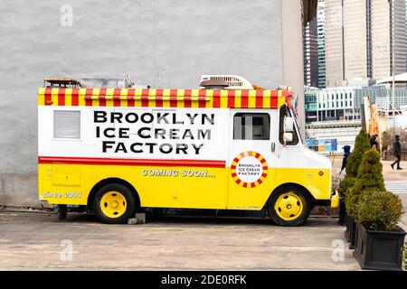 Camionnette vintage pour l'usine de crème glacée brooklyn à New York Banque D'Images