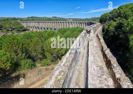 Pegoes Aqueduct, Château et Couvent de l'ordre du Christ, Tomar, quartier de Santarem, Portugal, Europe Banque D'Images