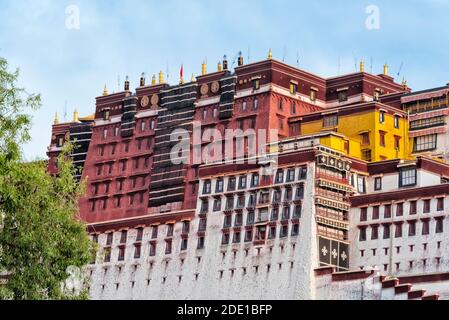 Palais Potala (site classé au patrimoine mondial de l'UNESCO), Lhassa, Tibet, Chine