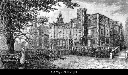 Vue du XIXe siècle sur le côté de Hatfield House, à l'est de la ville de Hatfield, Hertfordshire, Angleterre. L'actuelle maison de Jacobean a été construite en 1611 par Robert Cecil, 1er comte de Salisbury et ministre en chef du roi James I, Et a été la maison de la famille Cecil depuis. Les enfants d'Henry VIII, le roi Edward VI et la future reine Elizabeth I, ont passé leur jeunesse au Palais Hatfield. Sa fille aînée, qui a plus tard régné comme la reine Marie-I, y a vécu entre 1533 et 1536, quand elle a été envoyée pour attendre la princesse Elizabeth alors que la punition pour avoir refusé de reconnaître Henry's. Banque D'Images