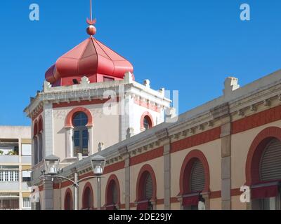 La beauté du Portugal - marché rose à Loule près Albufeira Banque D'Images