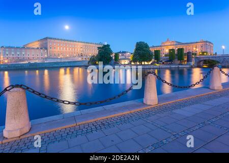 Le Palais Royal au crépuscule, Gambla Stan, Stockholm, Suède, Scandinavie, Europe Banque D'Images