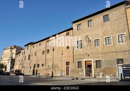 Monastero delle Oblate di Santa Francesca Romana, via del Teatro di Marcello, Rome, Italie Banque D'Images