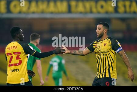 Troy Deeney (à droite) de Watford célèbre le deuxième but de son côté du match lors du championnat Sky Bet à Vicarage Road, Watford. Banque D'Images