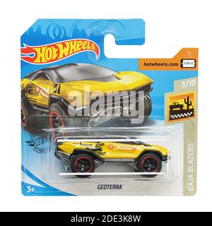 Ukraine, Kiev - octobre 23. 2020: Voiture modèle Geoterra. Hot Wheels est une échelle de voitures de jouets moulées par le fabricant américain de jouets Mattel en 1968. Suite de fichier Banque D'Images