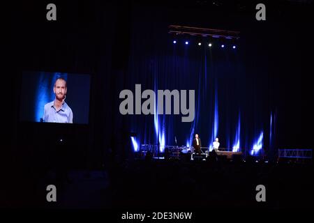 MINSK, BÉLARUS - 15 AVRIL 2016 : le célèbre orateur Nick Vuychich à Minsk. Banque D'Images