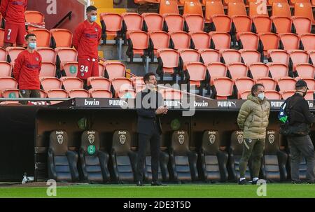 Diego Pablo Simeone entraîneur en chef de l'Atletico de Madrid pendant le championnat d'Espagne la Liga football mach entre Valence et Atletico de Madrid le 28 novembre 2020 à l'Estadio de Mestalla à Valence, Espagne - photo Maria Jose Segovia / Espagne DPPI / DPPI / LM Banque D'Images