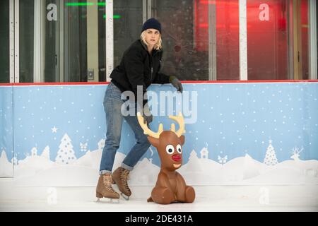 DATE DE SORTIE: Novembre 25, 2020 TITRE: Gest Season STUDIO: TriStar Pictures DIRECTOR: CLEA Duvall PLOT: Une jeune femme avec un plan de proposer à sa petite amie pendant que lors de la fête annuelle de sa famille découvre que son partenaire n'est pas encore venu à ses parents conservateurs. AVEC: KRISTEN STEWART comme Abby. (Image de crédit : © TriStar Pictures/Entertainment Pictures) Banque D'Images