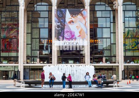 Metropolitan Opera House au Lincoln Center for the Performing Arts, New York, États-Unis. Banque D'Images