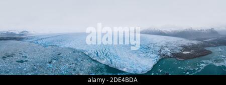 Vue aérienne, vue panoramique, langue du glacier, glacier Vatnajoekull, parc national de Vatnajoekull, Islande Banque D'Images
