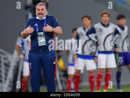 Doha, Qatar. 28 novembre 2020. L'entraîneur-chef de Yokohama F. Marinos Ange Postecoglou réagit lors de leur match de football de la Ligue des champions de l'AFC à Doha, au Qatar, le 28 novembre 2020. Credit: Nikku/Xinhua/Alay Live News Banque D'Images