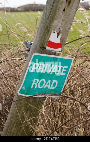 Panneau routier rural, "chemin privé". Le Norfolk. Banque D'Images