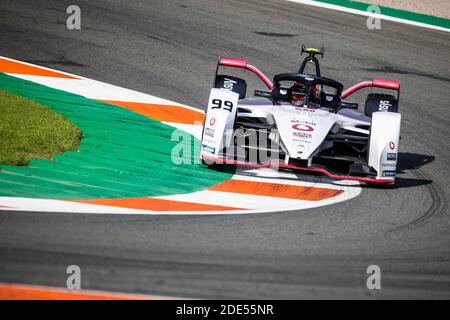 99 Wehrlein Pascal (ger), TAG Heuer Porsche Formula E Team, Porsche 99X Electric, action pendant le test pré-saison de Valence f / LM Banque D'Images