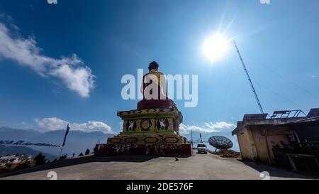 Photo de la statue de Bouddha géant à Tawang, Arunachal Inde Banque D'Images