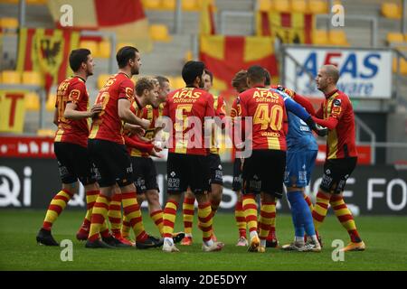 Mechelen, Belgique . 29 novembre 2020. MECHELEN, BELGIQUE - NOVEMBRE 29 : joueurs de Mechelen photographiés avant le match de la Jupiler Pro League 14 entre KV Mechelen et K. Beerschot V.A. le 29 novembre 2020 à Mechelen, Belgique. (Photo de David Pintens/Isosport) Credit: Pro Shots/Alamy Live News Banque D'Images