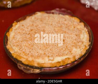 tarte fraîche à la crème de banane maison pour le dessert Banque D'Images