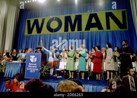 Rosalynn carter avec Betty Ford et Ladybird Johnson à la National Womens Conference. CA. 19 novembre 1977 Banque D'Images