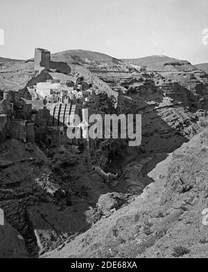 Route vers Hebron Mar Saba etc. Vue générale de Mar Saba. CA. 1900 Banque D'Images