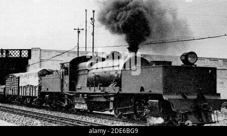 Histoire de l'Afrique du Sud : SAR classe GD 2222 (2-6-2+2-6-2) sur les marchandises du Cap vers le bas de Caledon. 1940 Banque D'Images