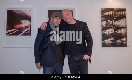 Paris - soirée de présentation de l'exposition de Romain Battaglia Et Christian Guy 'COLOURSs' à la Galerie de la Clé Banque D'Images