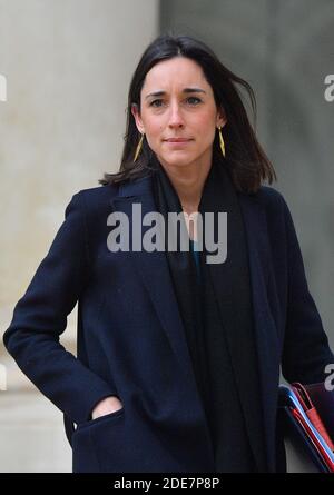 Le sous-ministre français attaché au ministre de la transition écologique et inclusive Brune Poirson part après la réunion hebdomadaire du cabinet à l'Elysée à Paris le 9 janvier 2019. Photo de Christian Liewig/ABACAPRESS.COM Banque D'Images