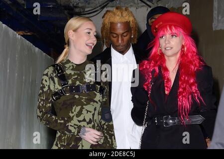 Iggy Azalea et son petit ami Playboi Carti ont assiste au salon ALYX 9SM 1017 vetements pour hommes automne hiver 2019 2020 dans le cadre de la semaine de la mode a Paris France