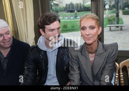 La chanteuse Céline Dion et Pepe Munoz assistent au salon RVDK Ronald Van Der Kemp haute Couture Printemps été 2019 dans le cadre de la semaine de la mode de Paris, le 23 janvier 2019 à Paris, France. Photo de Raul Benegas/ABACAPRESS.COM Banque D'Images