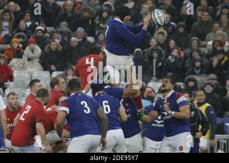 Arthur Iturria, en France, combat Adam Beard, au pays de Galles, lors du tournoi de rugby Guinness 6 Nations, France contre pays de Galles, au Stade de France à Saint-Denis, en France, le 1er février 2019. Le pays de Galles a gagné 24-19. Photo de Henri Szwarc/ABACAPRESS.COM Banque D'Images