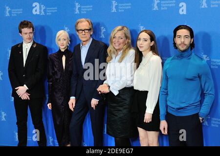 Caleb Landry Jones, Andrea Riseborough, Bill Nighy, Lone Scherfig, Zoe Kazan et Tahar Rahimfréquentant la bonté des étrangers Photocall dans le cadre du 69e Festival international du film de Berlin (Berlinale) à Berlin, en Allemagne, le 07 février 2019. Photo d'Aurore Marechal/ABACAPRESS.COM Banque D'Images