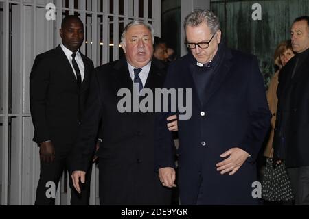 Le Président du Sénat, Gérard Larcher, et le Président de l'Assemblée nationale, Richard Ferrand, lors d'une cérémonie au Mémorial de la Shoah, à Paris, en France, le 19 février 2019. Photo de Henri Szwarc/ABACAPRESS.COM Banque D'Images