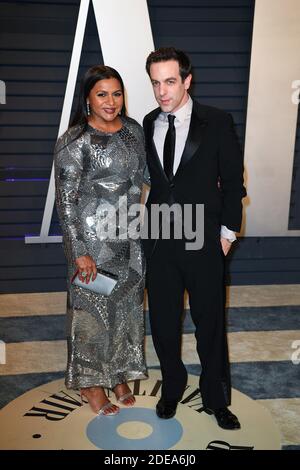 Mindy Kaling (L) et B. J. Novak participant au Vanity Fair Oscar Party 2019 organisé par le rédacteur en chef Radhika Jones au Wallis Annenberg Center for the Performing Arts le 24 février 2019 à Los Angeles, CA, USA. Photo de David Niviere/ABACAPRESS.COM Banque D'Images