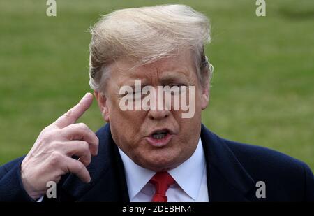 LE président AMÉRICAIN Donald Trump s’entretient avec les médias avant de quitter la Maison Blanche, le mercredi 20 mars 2019. Photo par Olivier Douliery/ABACAPRESS.COM Banque D'Images