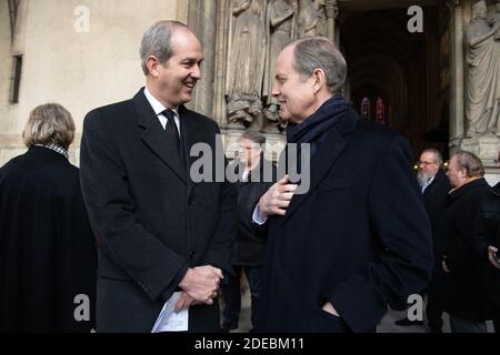 Le comte de Paris, le prince Jean d'Orléans et le prince Eudes d'Orléans assistent à la Messe pour le repos de l'Ame pour leur père Comte de Paris, le prince Henri d'Orléans, cité par Chanoine Gilles Annequin à l'église Saint Germain l'Auxerrois le 23 mars 2910 à Paris, France.Comte de Paris, le Prince Henri d'Orléans est mort à 85 ans le 21 janvier 2019. Photo de David Niviere/ABACAPRESS.COM Banque D'Images