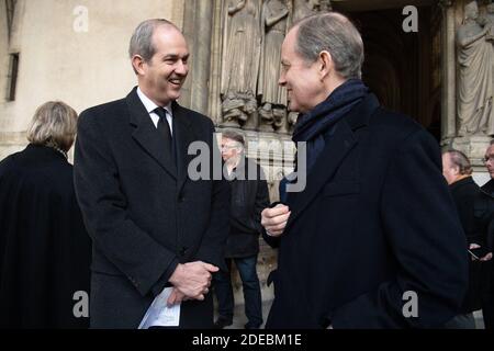 Le comte de Paris, le prince Jean d'Orléans et le prince Eudes d'Orléans assistent à la Messe pour le repos de l'Ame pour leur père Comte de Paris, le prince Henri d'Orléans, cité par Chanoine Gilles Annequin à l'église Saint Germain l'Auxerrois le 23 mars 2910 à Paris, France.Comte de Paris, le Prince Henri d'Orléans est mort à 85 ans le 21 janvier 2019. Photo de David Niviere/ABACAPRESS.COM Banque D'Images