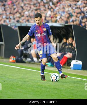 Coutinho, joueur du club de football de Barcelone avec une balle lors d'un match du 17 avril 2018 Banque D'Images