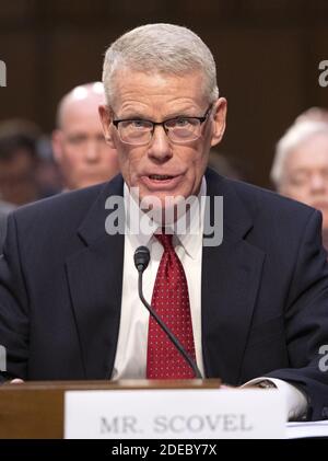 Calvin Scovel, inspecteur général du ministère des Transports, témoigne devant le sous-comité de l'aviation et de l'espace du Comité sénatorial américain du commerce, des sciences et des transports, au cours d'une audience intitulée « The State of Airline Safety: Federal Oversight of commercial Aviation » pour examiner les problèmes avec l'avion Boeing 737 Max mis en évidence par les deux récents accidents mortels. Washington, États-Unis, le 27 mars 2019. Photo de Ron Sachs/CNP/ABACAPRESS.COM Banque D'Images