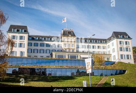 Siège du Comité international de la Croix-Rouge (CICR) à Genève (Suisse), le 17 novembre 2020. Banque D'Images