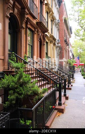 New York brownstone townhouses à Turtle Bay dans le quartier de Midtown Manhattan. Banque D'Images