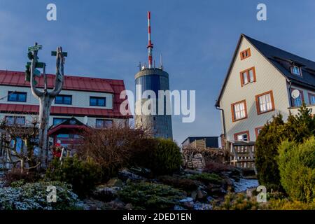 Promenade d'hiver sur une journée ensoleillée autour de l'Inselsberg - Thuringe/Allemagne Banque D'Images