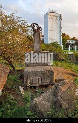 Le jardin des souvenirs dans le port intérieur de Duisburg, Allemagne, Rhénanie-du-Nord-Westphalie, région de la Ruhr, Duisburg Banque D'Images