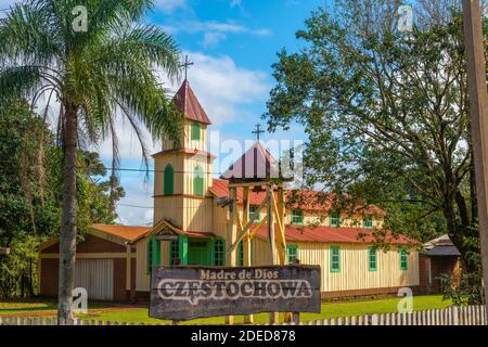 Église Juan Pablo II commémorant le pape Paul II, Wanda, Provincia Misiones, Argentine, Amérique latine Banque D'Images