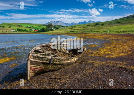 Épave du bateau, Carbost, Île de Skye, Écosse, Royaume-Uni Banque D'Images