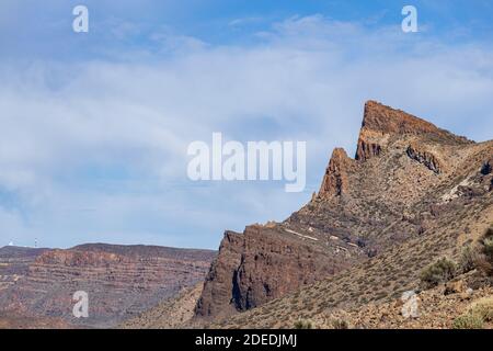 Formations rocheuses spectaculaires dans le paysage volcanique de la caldeira dans le parc national de Las Canadas del Teide, Tenerife, Iles Canaries, Espagne Banque D'Images