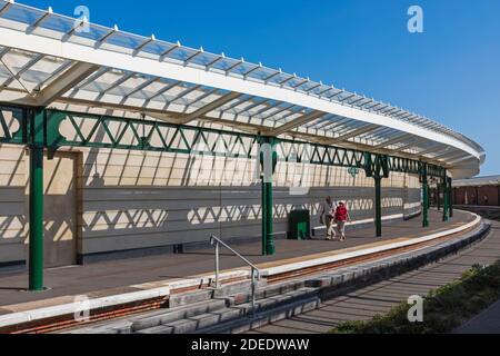 Angleterre, Kent, Folkestone, la gare de Folkestone Harbour, utilisée par les dis Banque D'Images